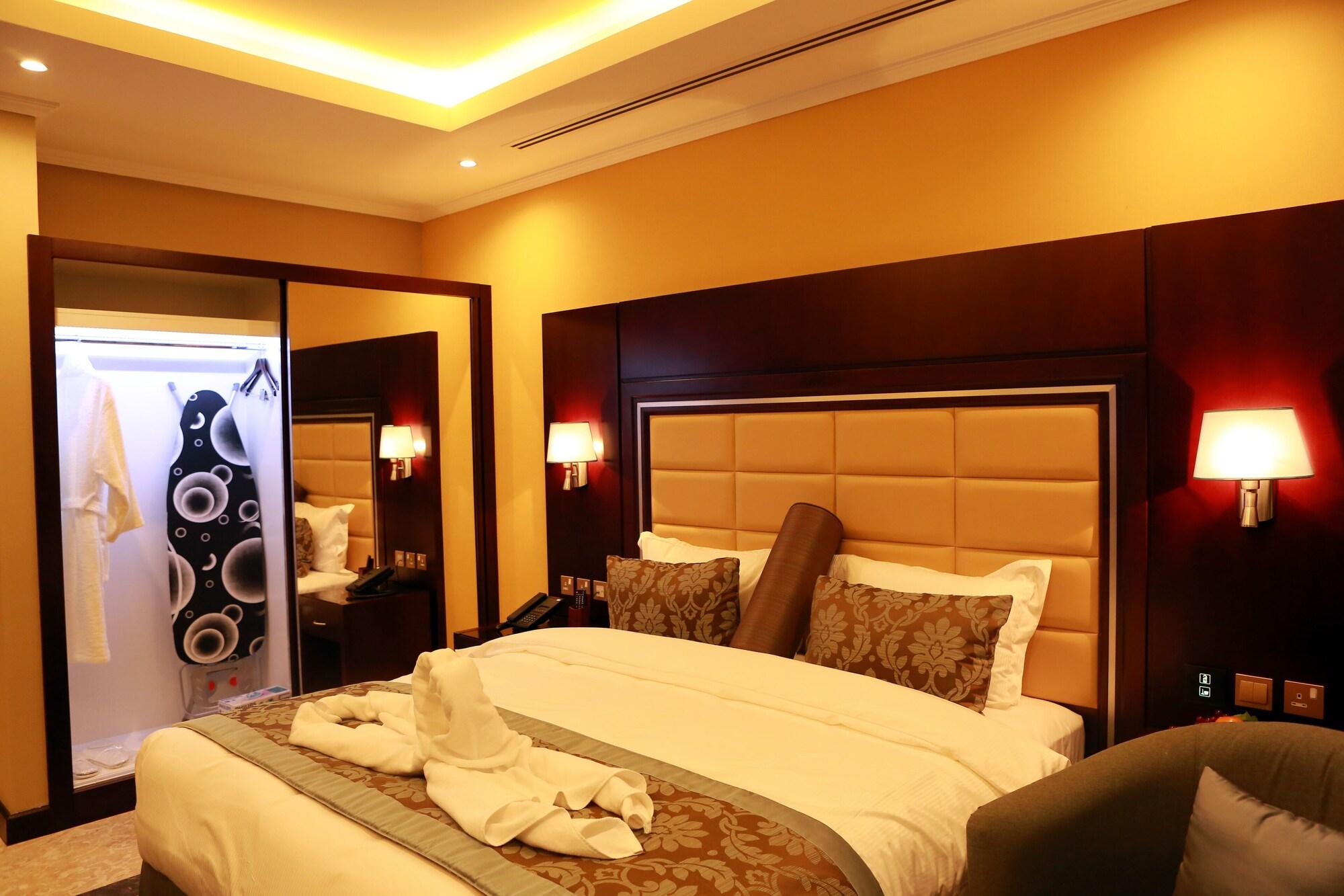 Telal Hotel Apartments Дубай Екстер'єр фото