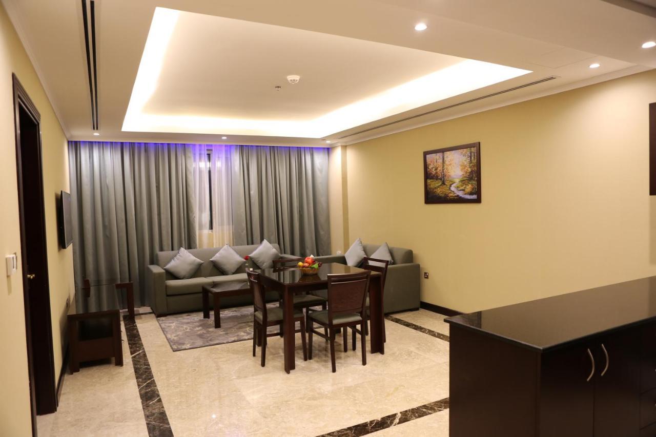 Telal Hotel Apartments Дубай Екстер'єр фото
